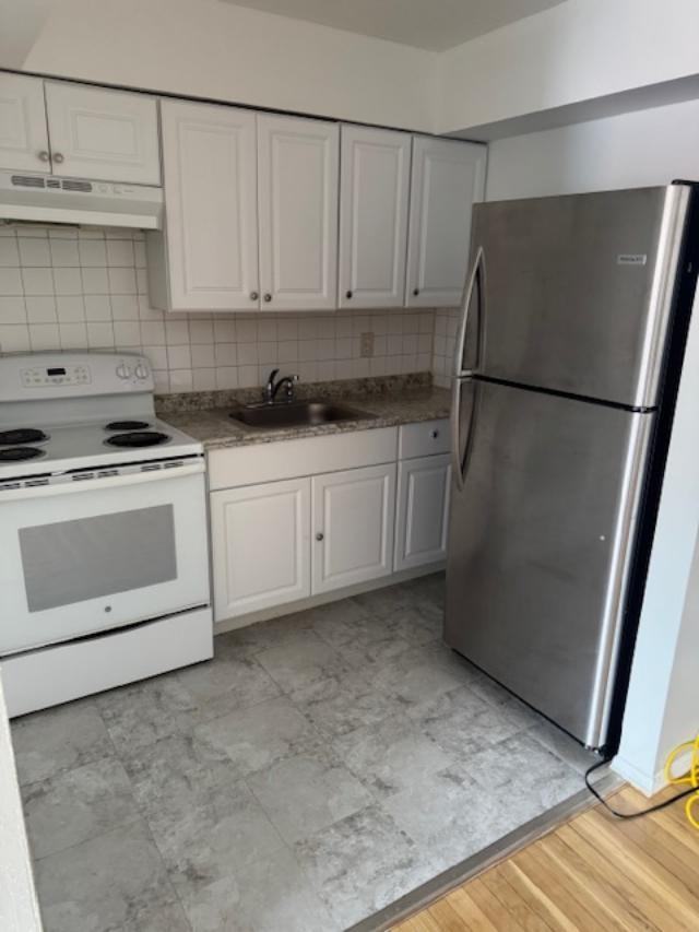 371 Johnson Ave #C3 - Photo 3 of 8