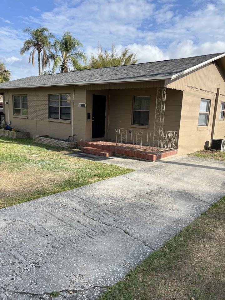 1005 Lexington St #1005