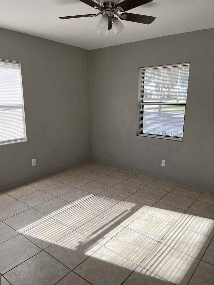 1005 Lexington St #1005 - Photo 6 of 10