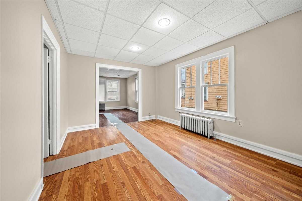 26 Doubleday St #2 - Photo 4 of 16