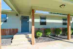 featured image of 811 W Oak St #NA