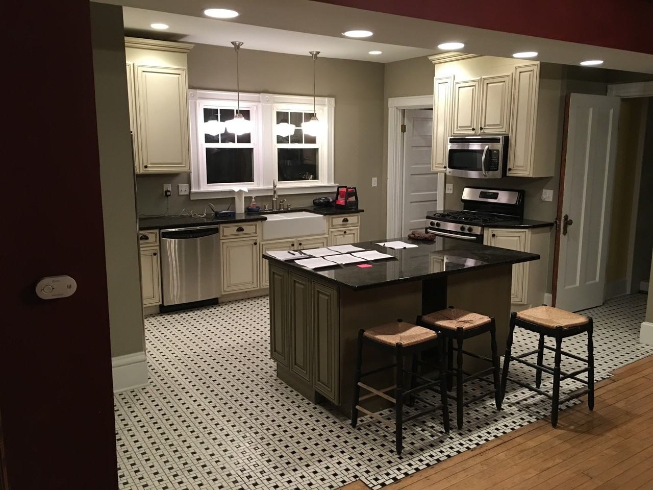 3264 N Downer Ave - Photo 2 of 11