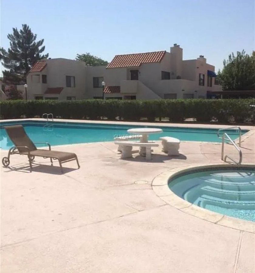 4361 Sanderling Cir #34 - Photo 7 of 7