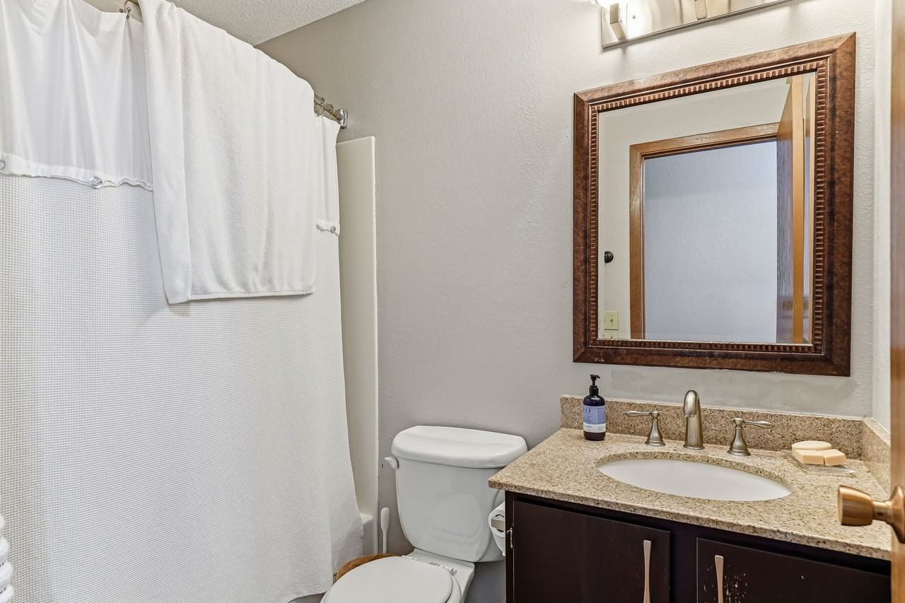 Plymouth Blvd #323 - Photo 6 of 19