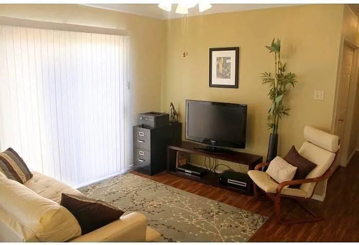 1601 Parkfield Cir #NA - Photo 3 of 9