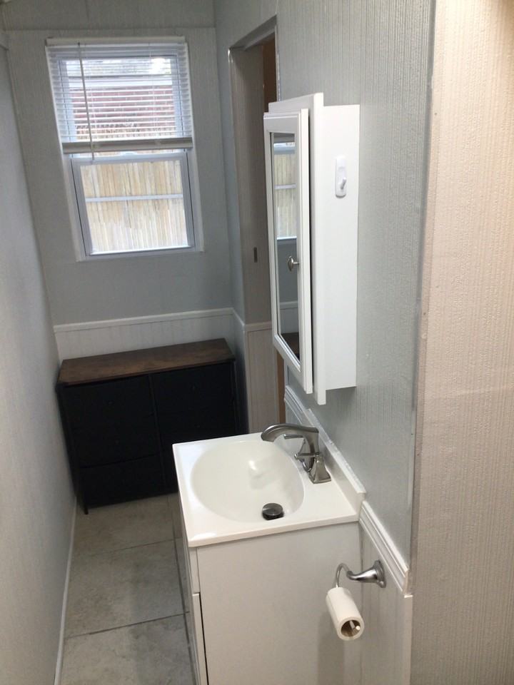 19 Cedarhurst Ln #NA - Photo 2 of 9
