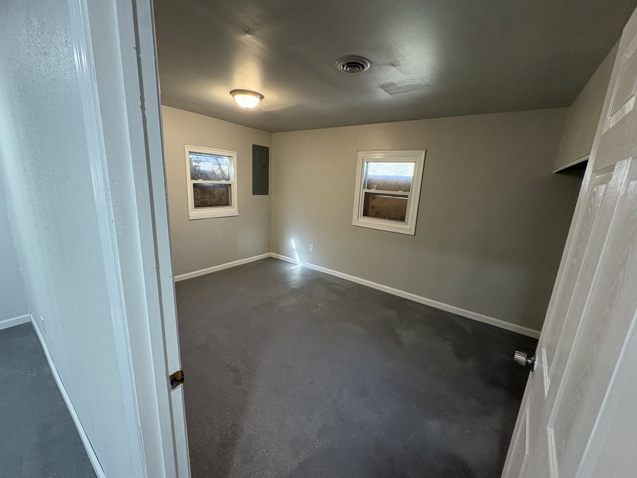 13 Marilyn Ln #NA - Photo 4 of 9