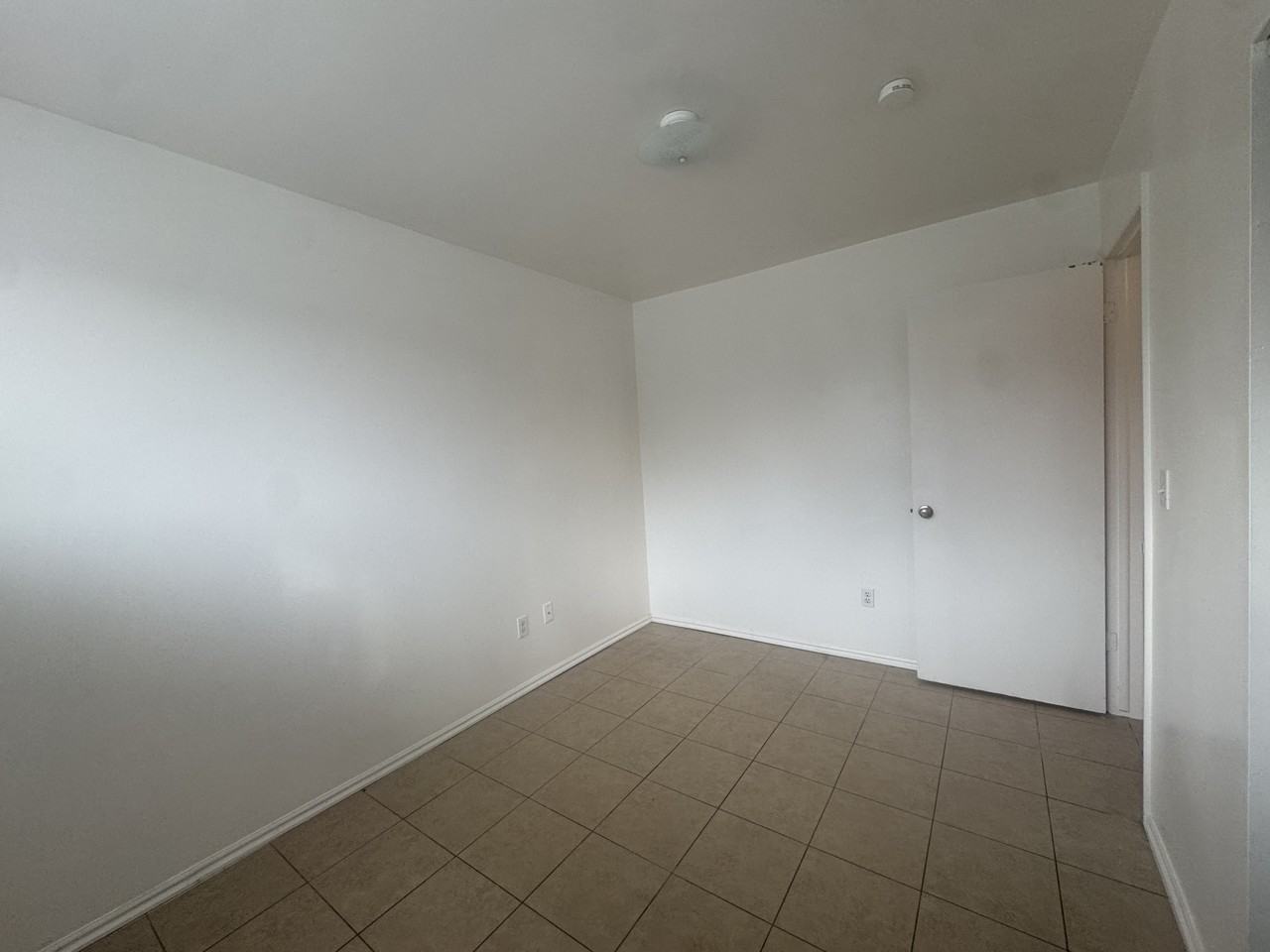 S Parkcrest Dr #3 - Photo 2 of 14