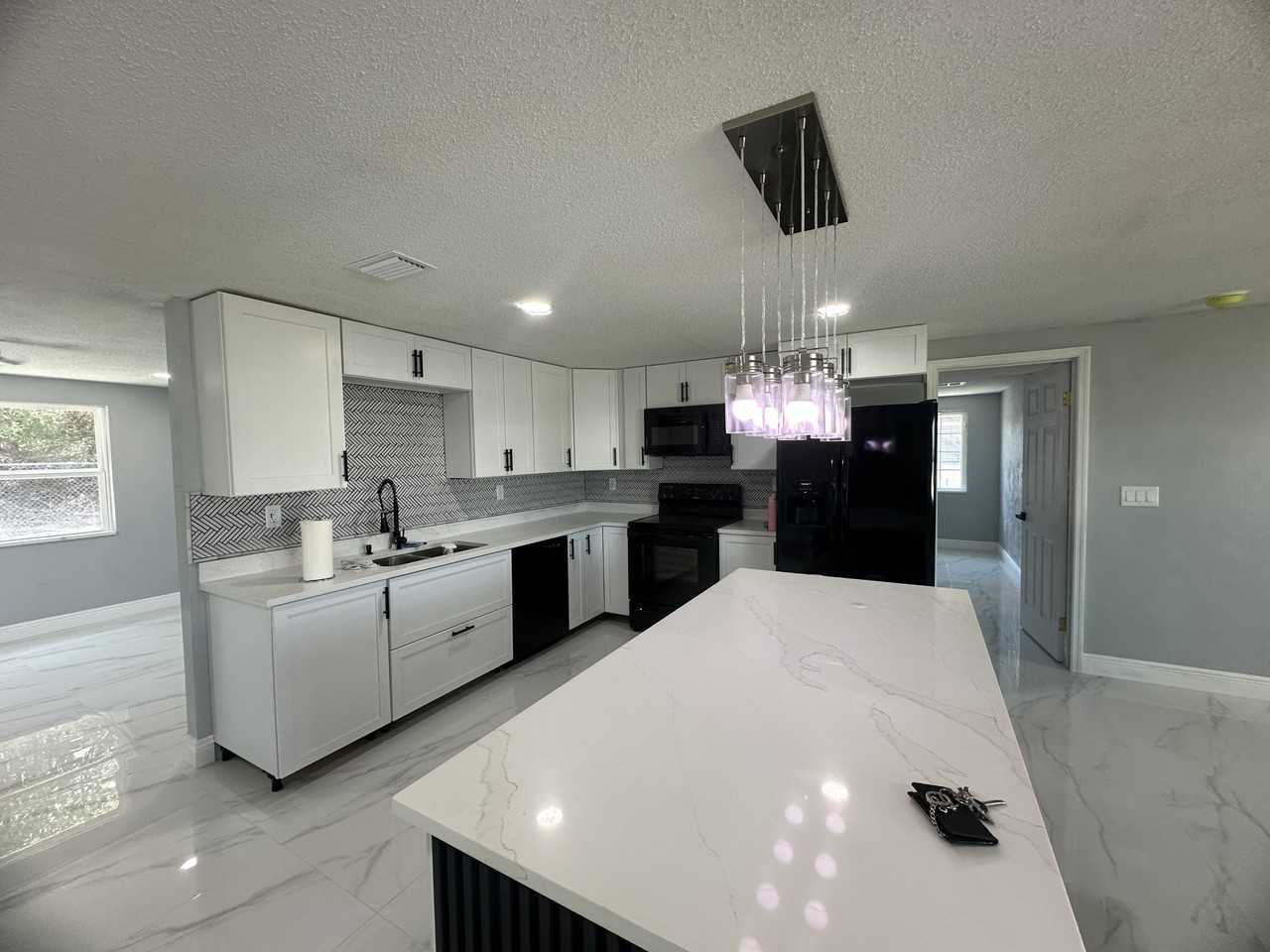 12812 1st Isle #NA - Photo 4 of 30