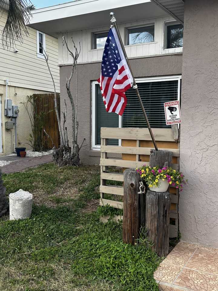 642 180th Ave E #B - Photo 2 of 15