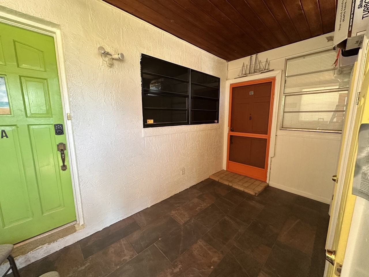 642 180th Ave E #B - Photo 3 of 15