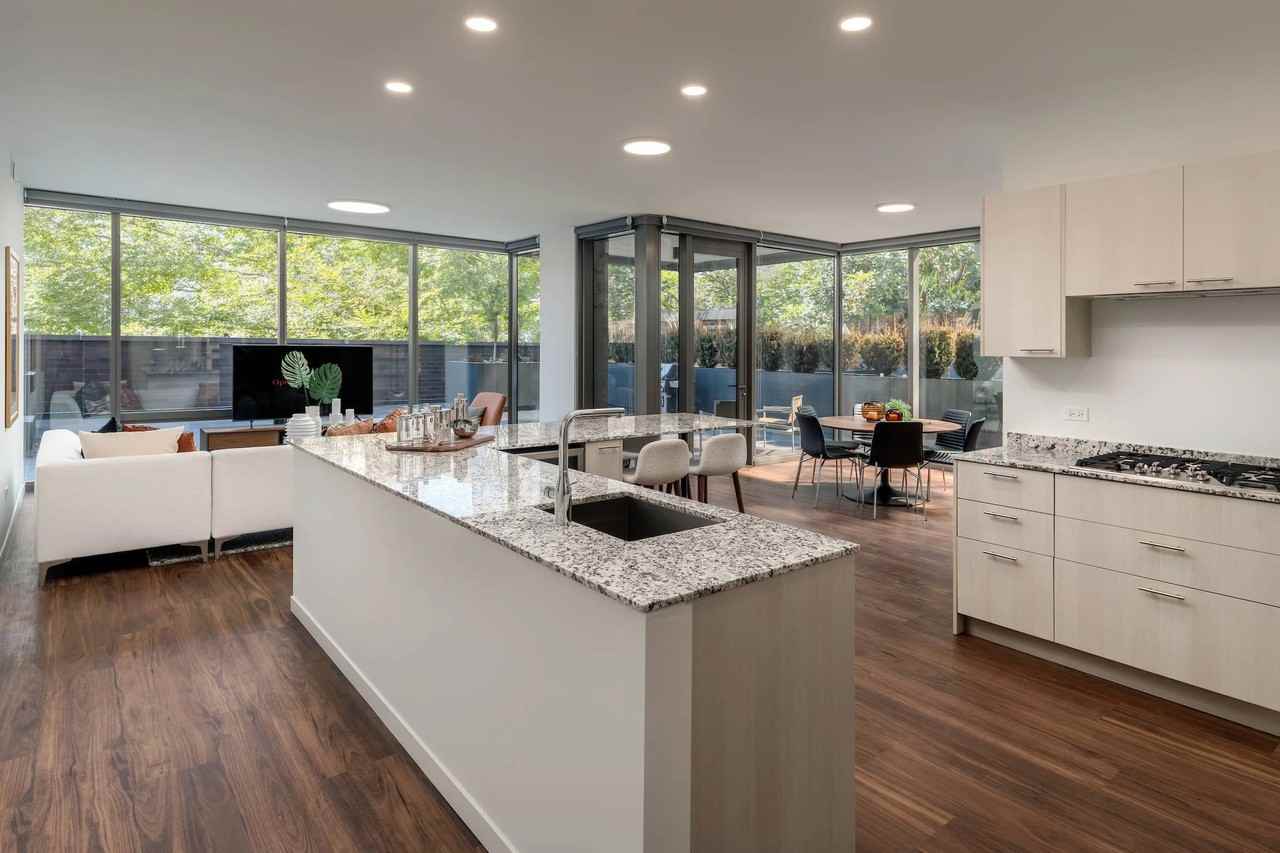 3478 North Broadway #525 - Photo 3 of 31