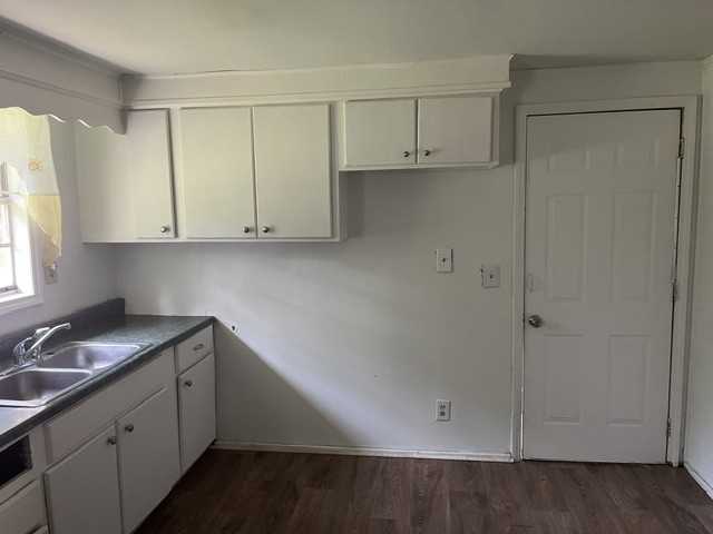 326 Mooneyhan Rd #NA - Photo 3 of 11