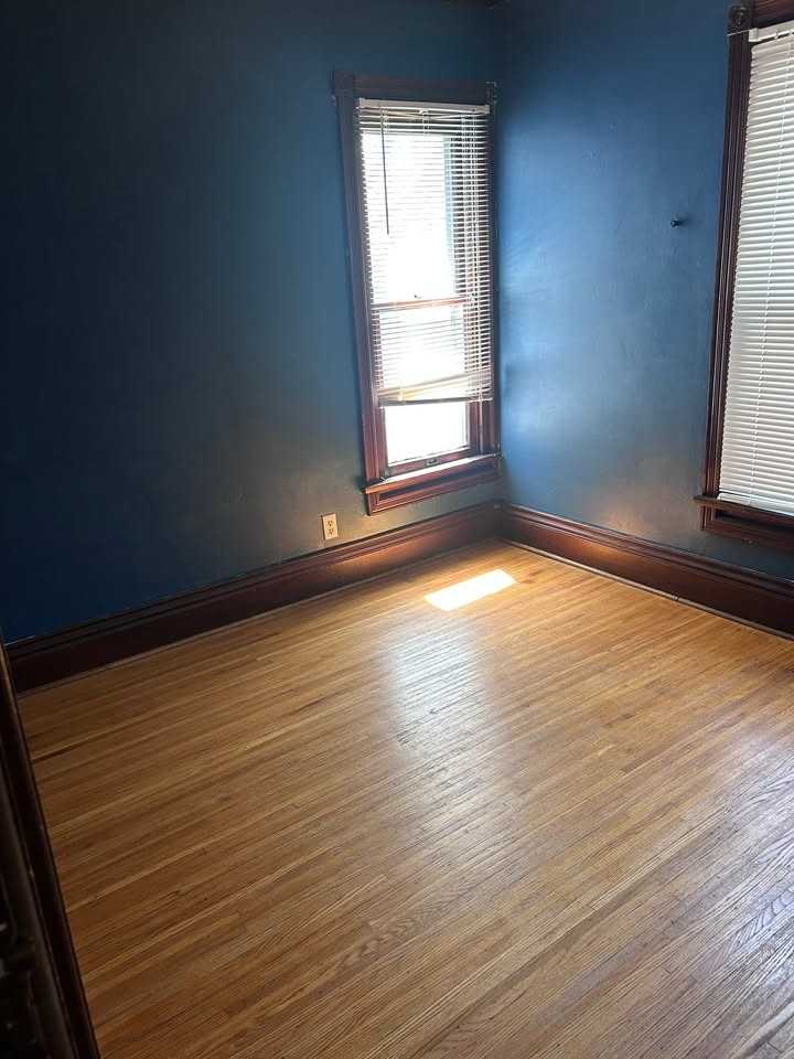 65 Amherst St - Photo 3 of 18