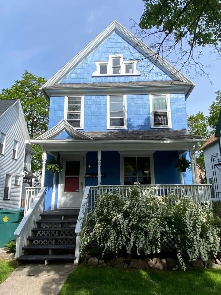 65 Amherst St - Photo 4 of 18