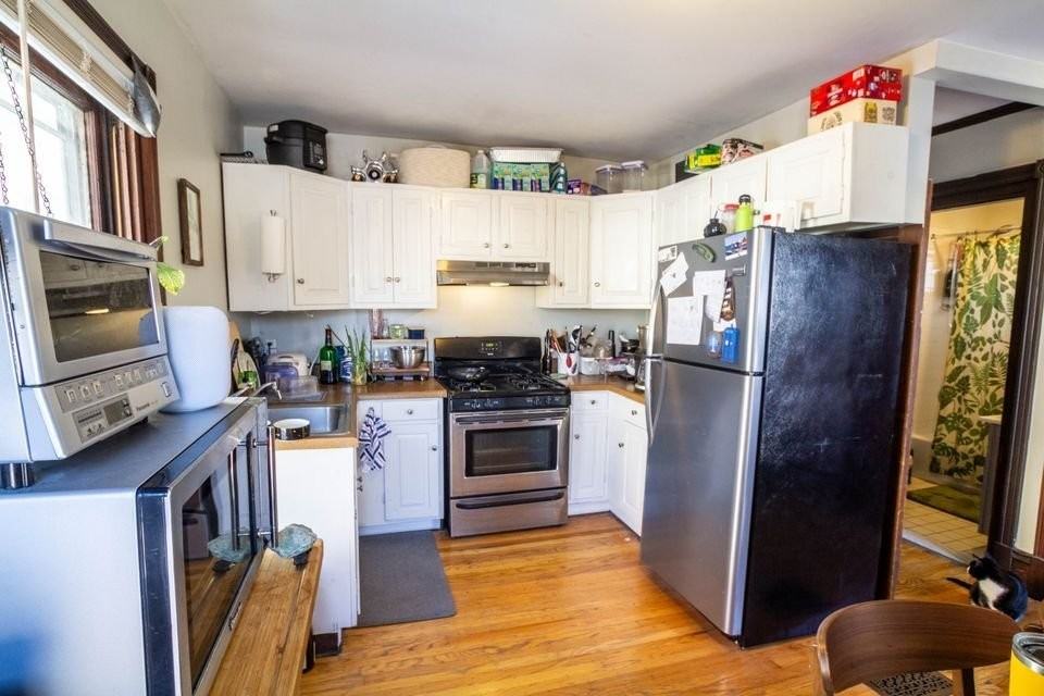 65 Amherst St - Photo 6 of 18