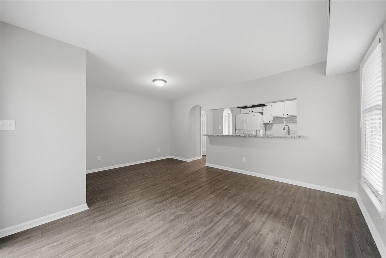 2433 1st St Nw - Photo 6 of 21