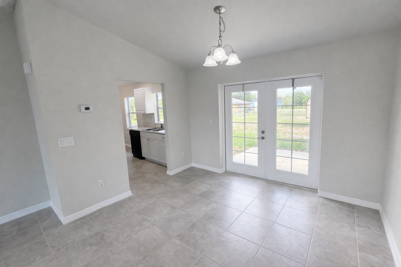 3055 Morning Glory Dr - Photo 4 of 16