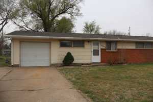 featured image of 1409 Crescent Dr #1