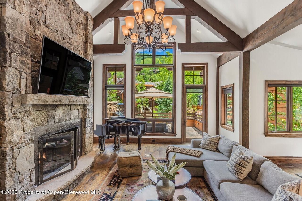 51 Thunderbowl Ln Unit 12 - Photo 2 of 10