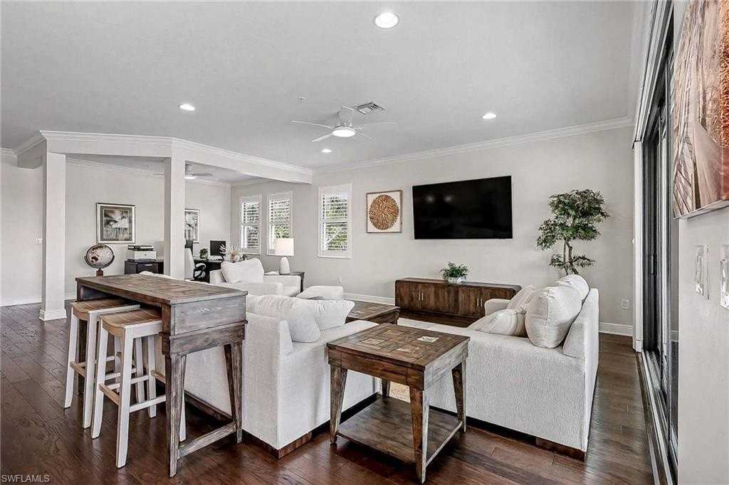 15181 Butler Lake Dr #201 - Photo 4 of 32