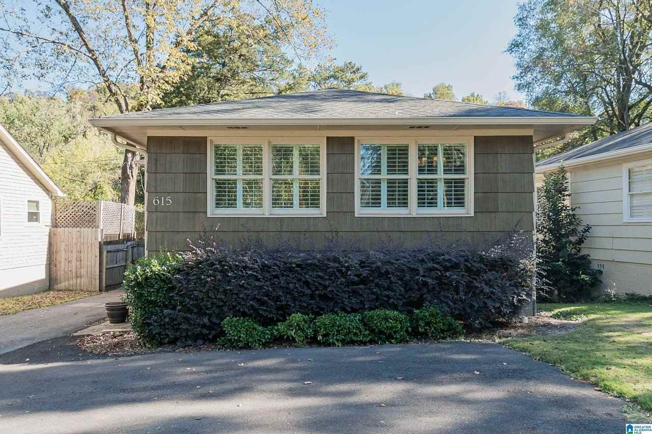 615 Broadway St - Photo 2 of 36