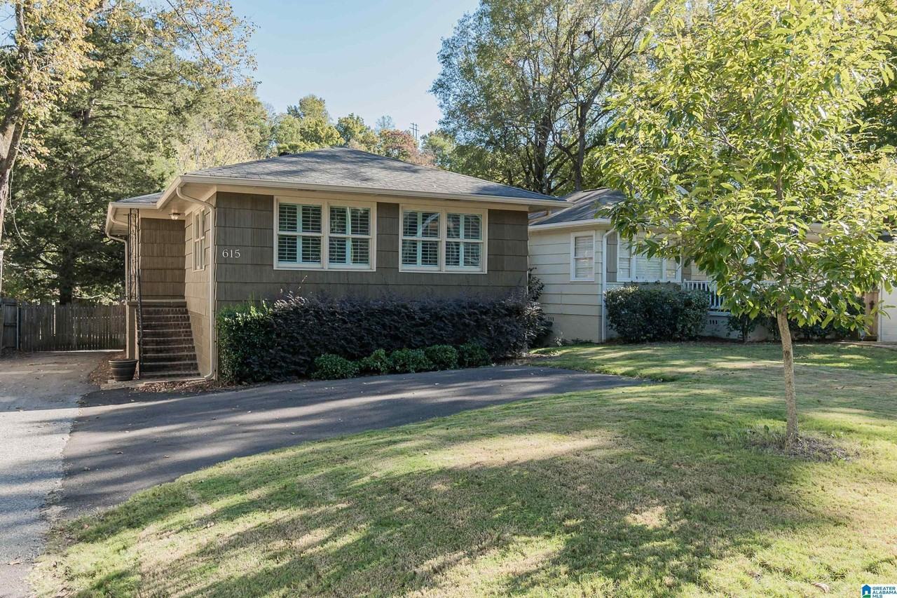 615 Broadway St - Photo 3 of 36