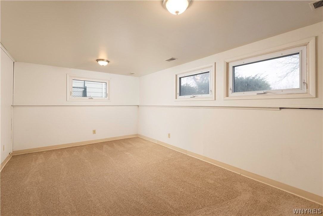 146 Jeanmoor Rd - Photo 2 of 7