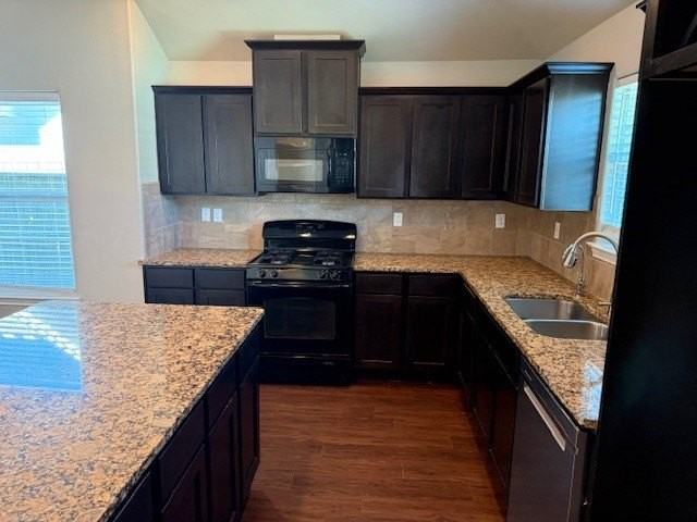 7315 Russ Ln - Photo 7 of 20