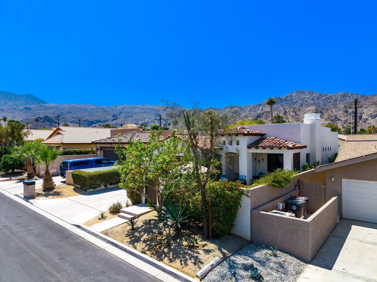 53385 Avenida Mendoza - Photo 6 of 44