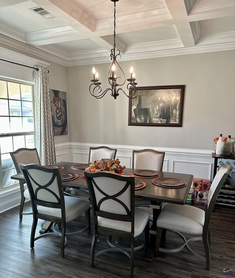 201 Deven Ct - Photo 4 of 26