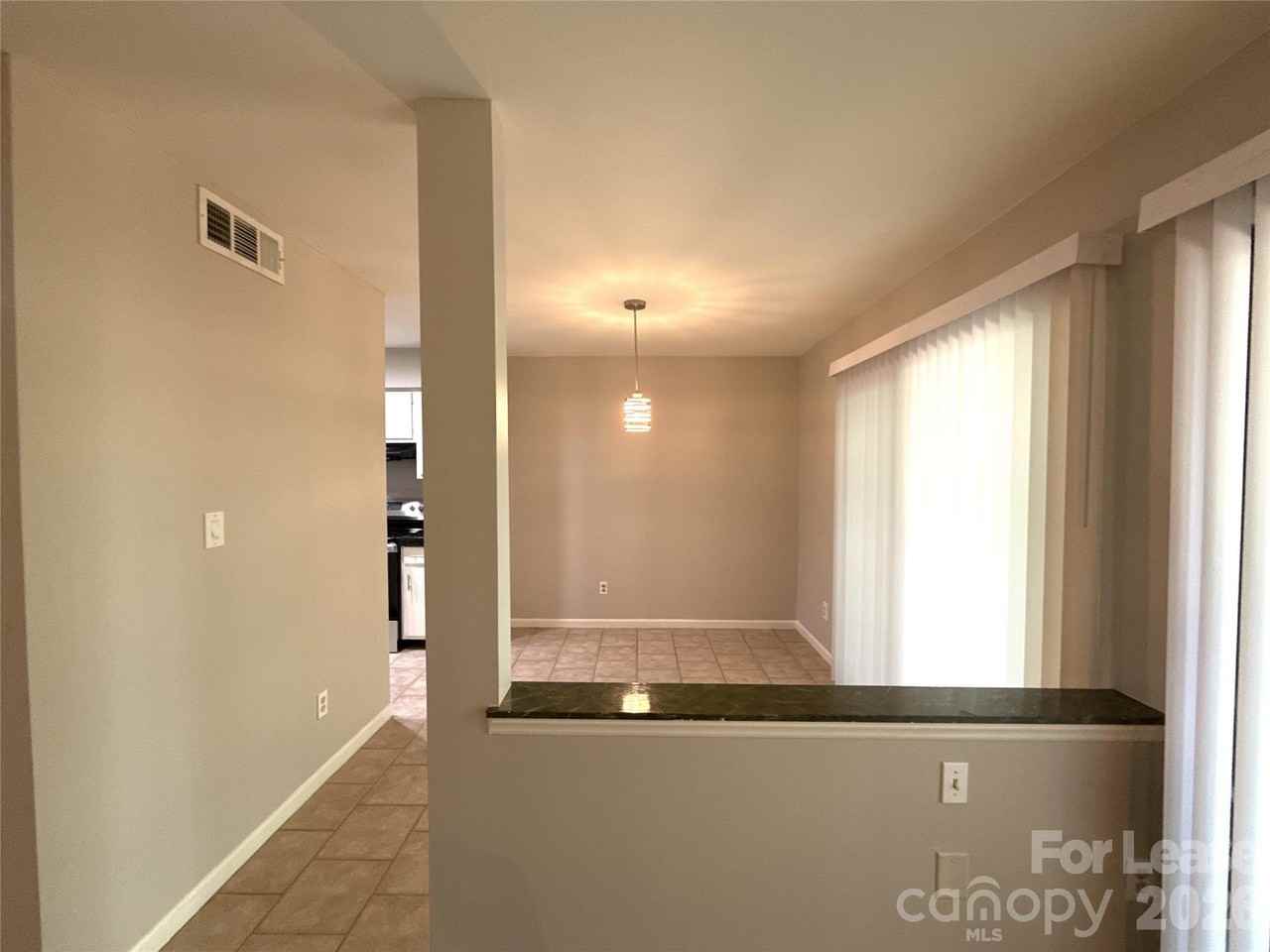 11002 Harrowfield Rd - Photo 5 of 16