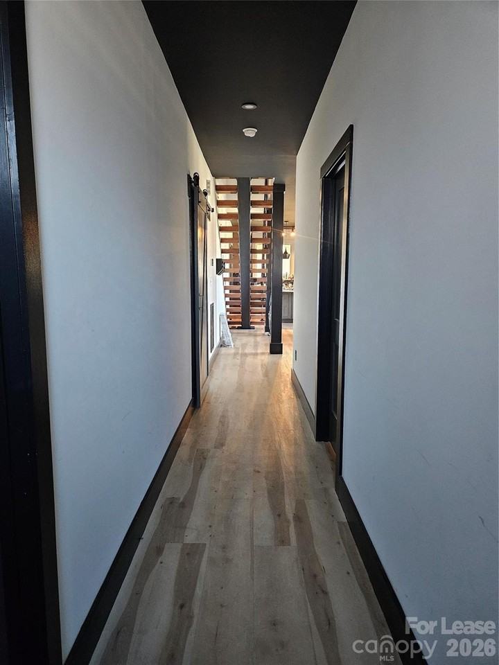 1002 Crawford Rd #6 - Photo 3 of 18