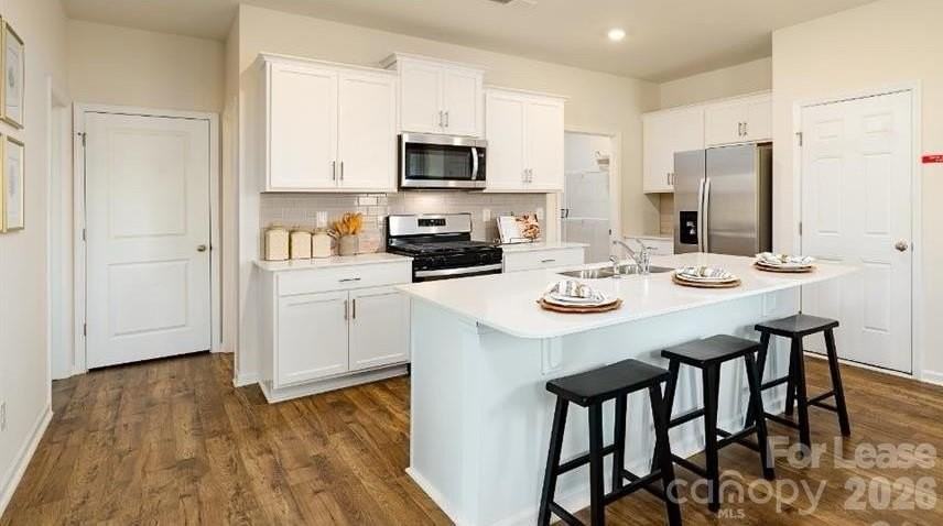 1720 Vanderlyn St - Photo 6 of 33