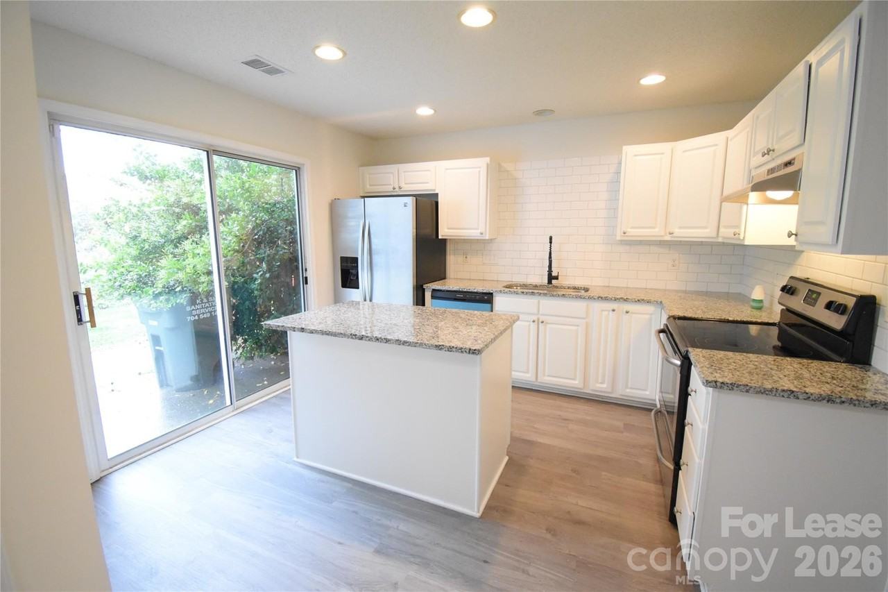 12563 Bluestem Ln - Photo 7 of 20