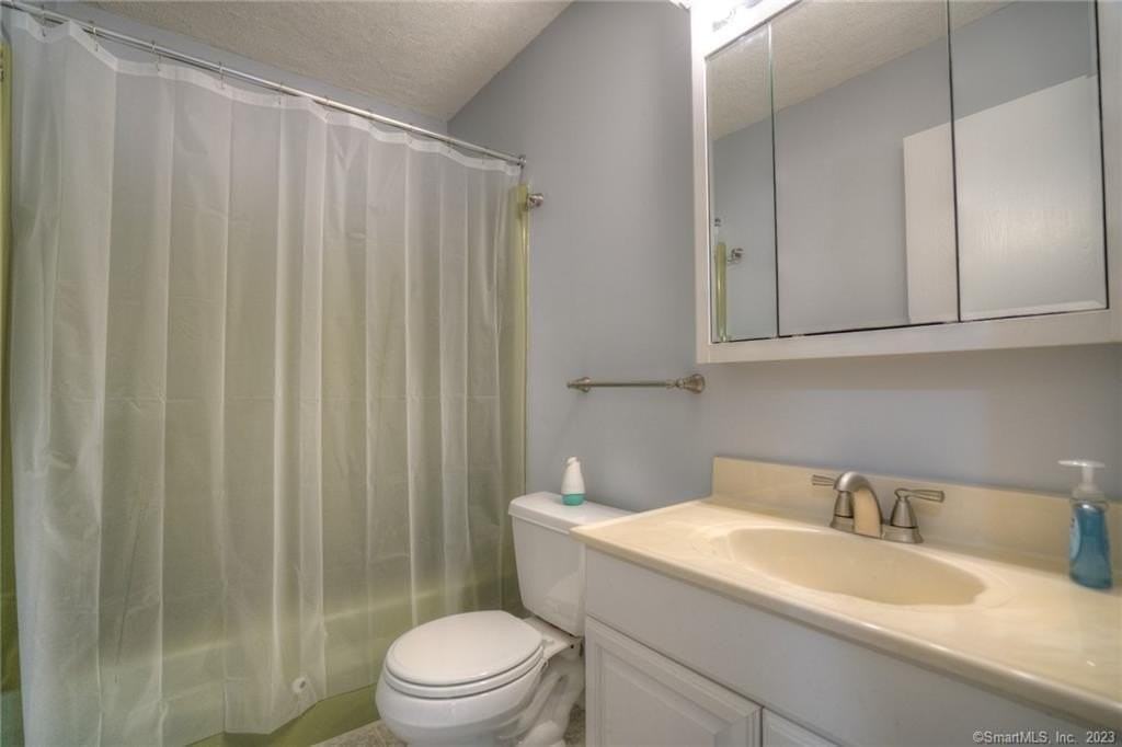 86 Buddington Rd Apt 7 - Photo 6 of 12