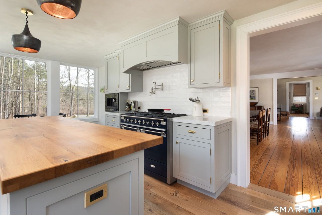 40 Music Mountain Rd - Photo 6 of 32