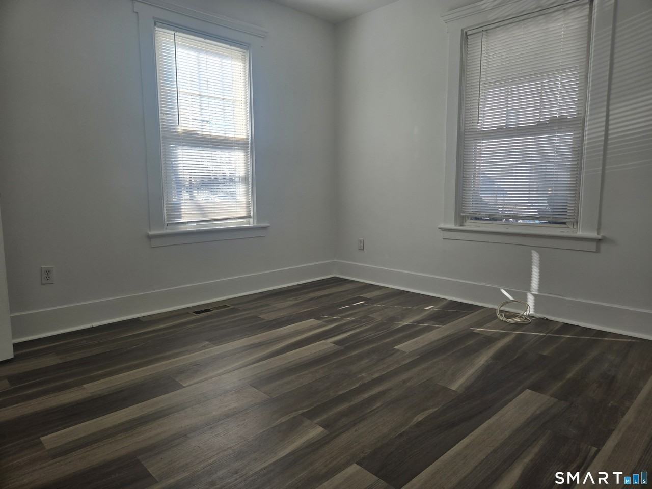67 Woodside St Unit 1 - Photo 6 of 13