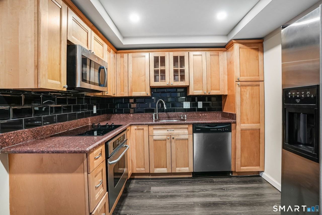 143 143 Hoyt Street #1K - Photo 7 of 40