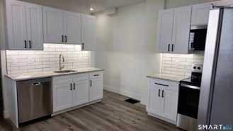 14 Meadow St - Photo 1 of 1