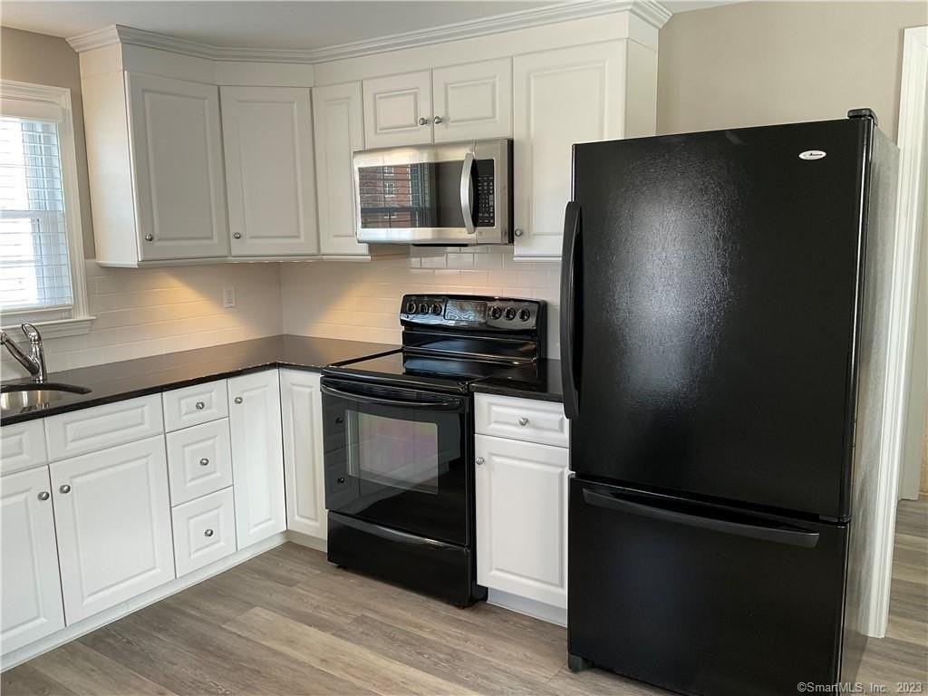 61 S Main St Apt 2 - Photo 4 of 16