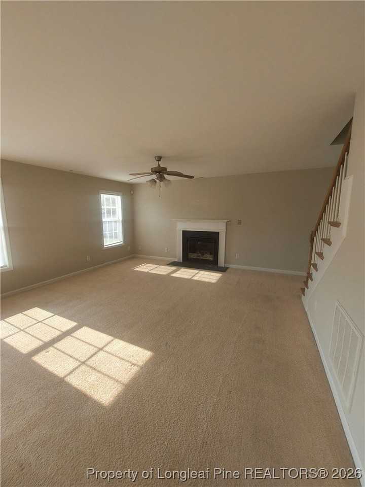 273 Saint George Dr - Photo 7 of 29