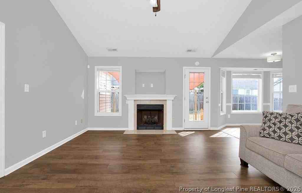 1475 Avoncroft Dr - Photo 4 of 20