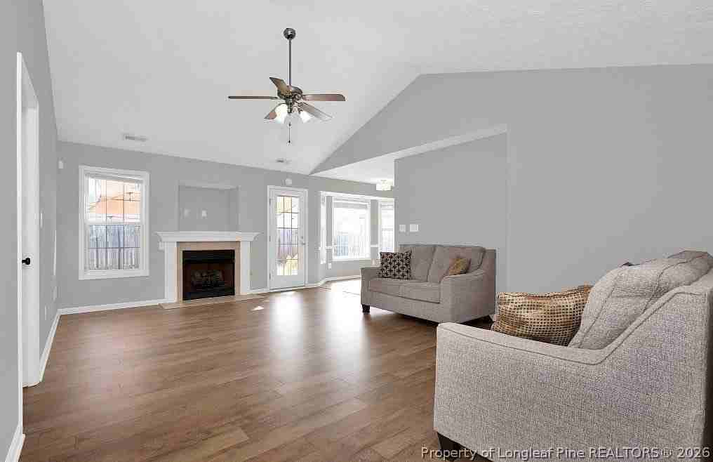 1475 Avoncroft Dr - Photo 5 of 20