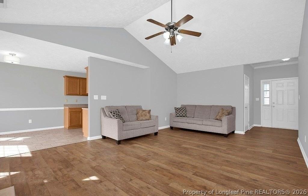 1475 Avoncroft Dr - Photo 7 of 20