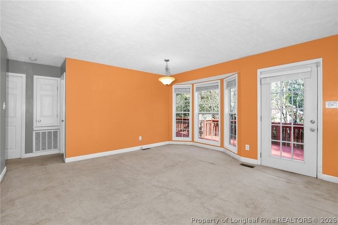 412 Mangum Ct - Photo 5 of 22