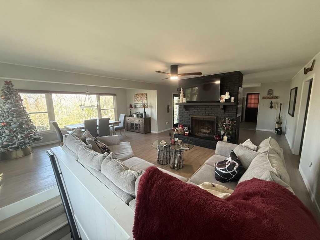 37 Wayah Dr - Photo 5 of 37