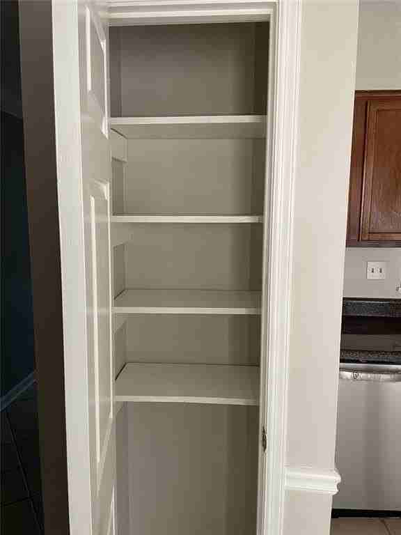 5618 Stonington Trace Pkwy - Photo 5 of 17