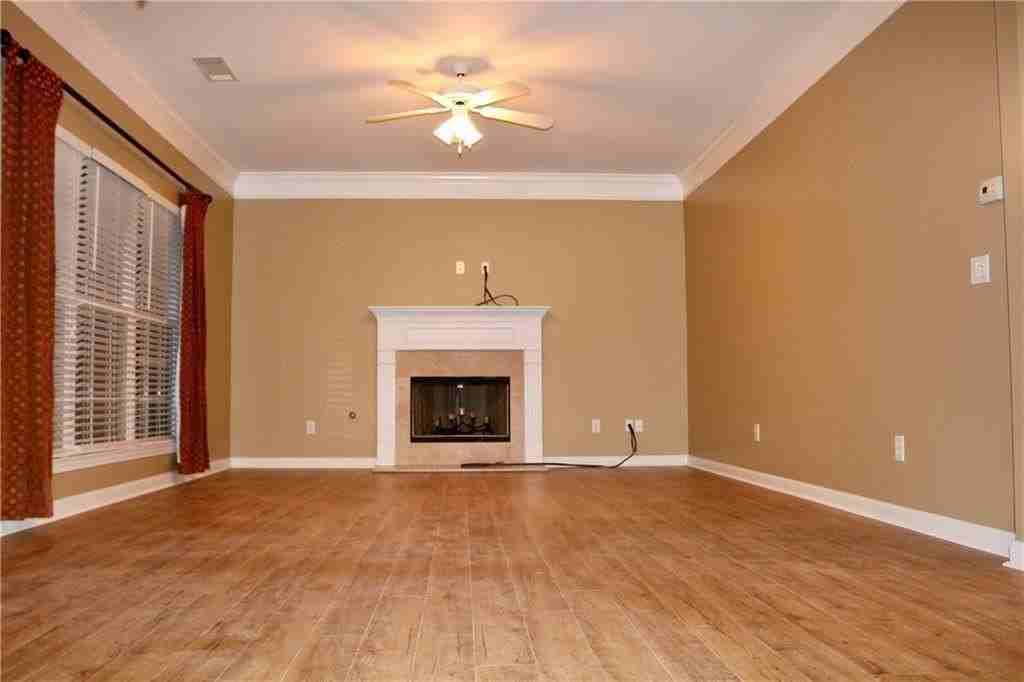 607 Hidden Close - Photo 5 of 11