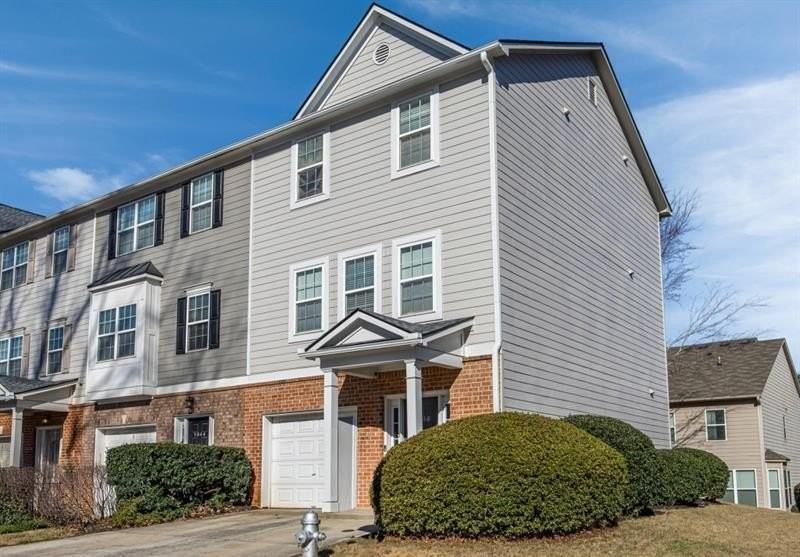 1646 Austin Meadows Dr - Photo 2 of 29